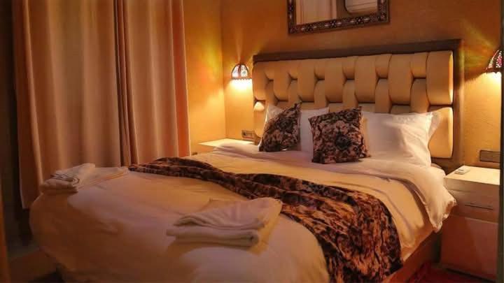 Bivouac Camel Trips Hotel Merzouga Exterior foto